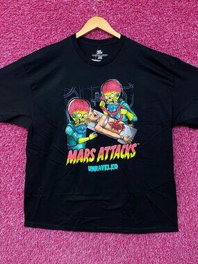 Mars Attacks Unraveled Movie Poster Art Graphic T-Shirt 2XL